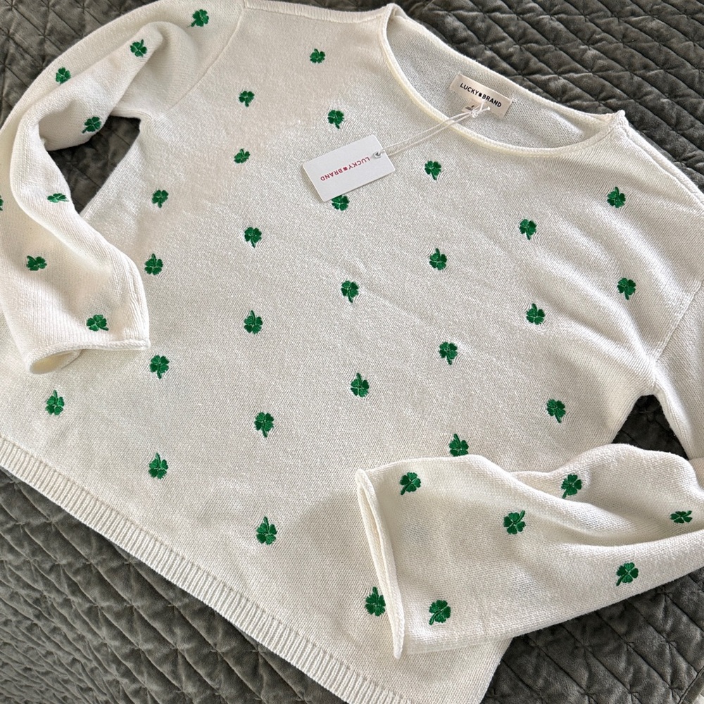 🆕 Lucky Brand | 4 Leaf Clover embroidered Cream Sweater SZ S